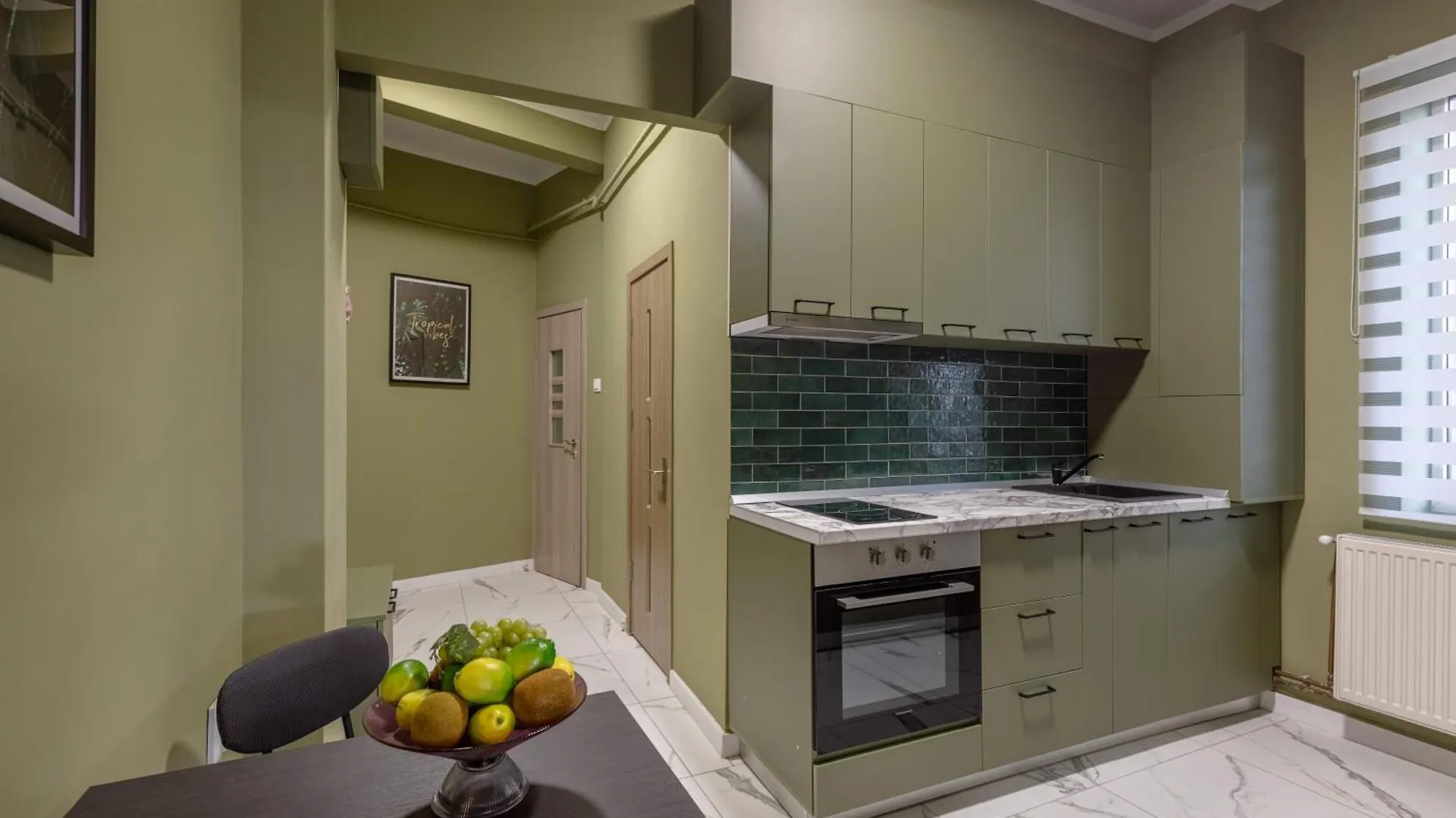 Serene 1Br Apartment In University Square Boekarest 0*,